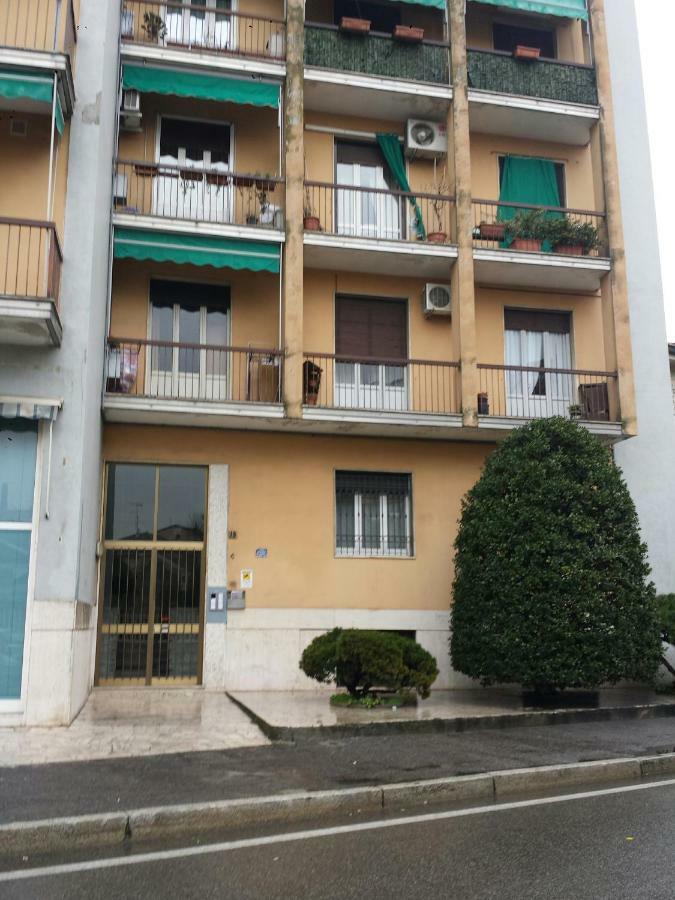 La Via Per Milano Otel Vigevano Dış mekan fotoğraf