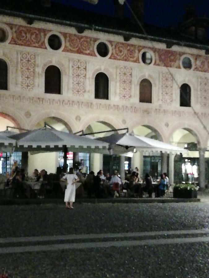 La Via Per Milano Otel Vigevano Dış mekan fotoğraf